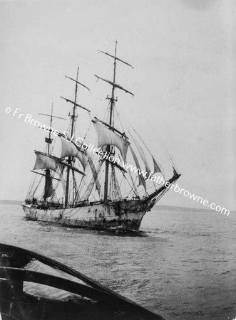 GERMAN TRAINING SHIP HERTZOGEN CECILIA SPREADING SAIL